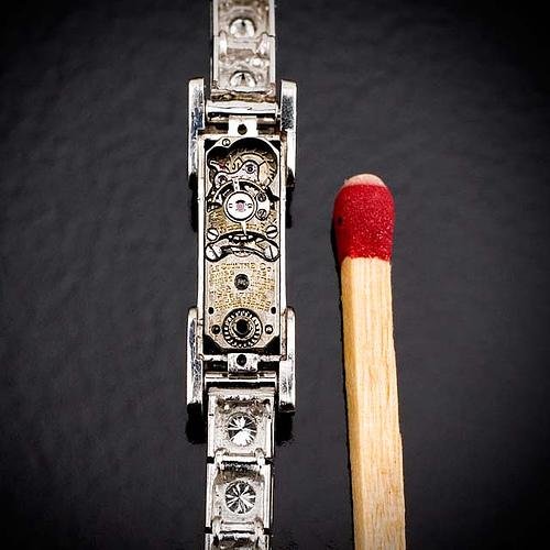The Calibre 101 by Jaeger-LeCoultre measures 14 x 4.8 x 3.4 mm. Image courtesy of watchprosite.com